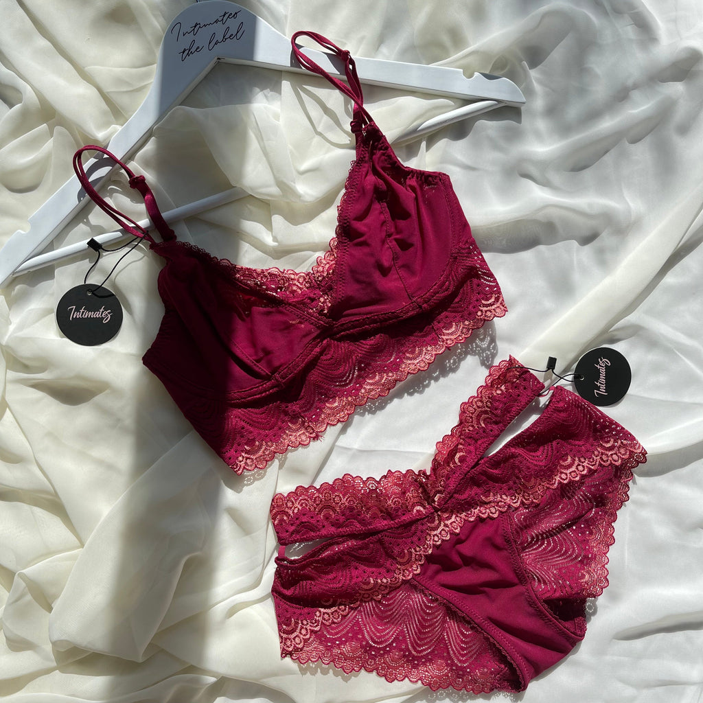 Lua Lace Lingerie Set